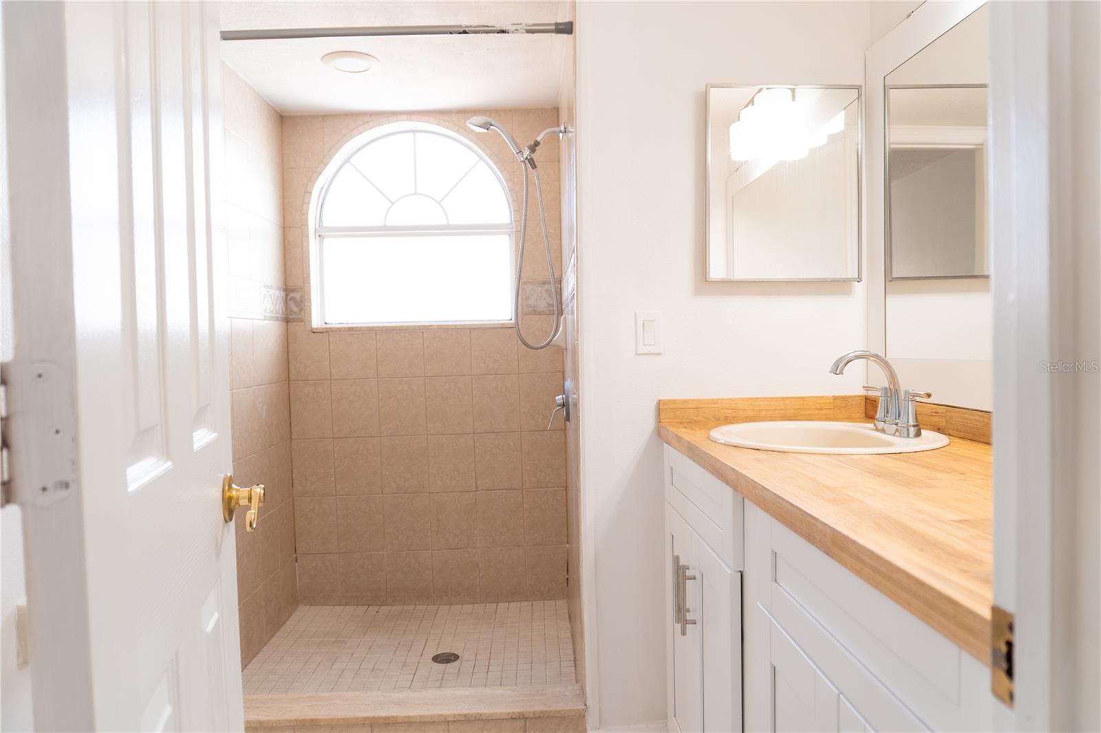 Image 11 of 22 For 2735 Poinciana Boulevard 103