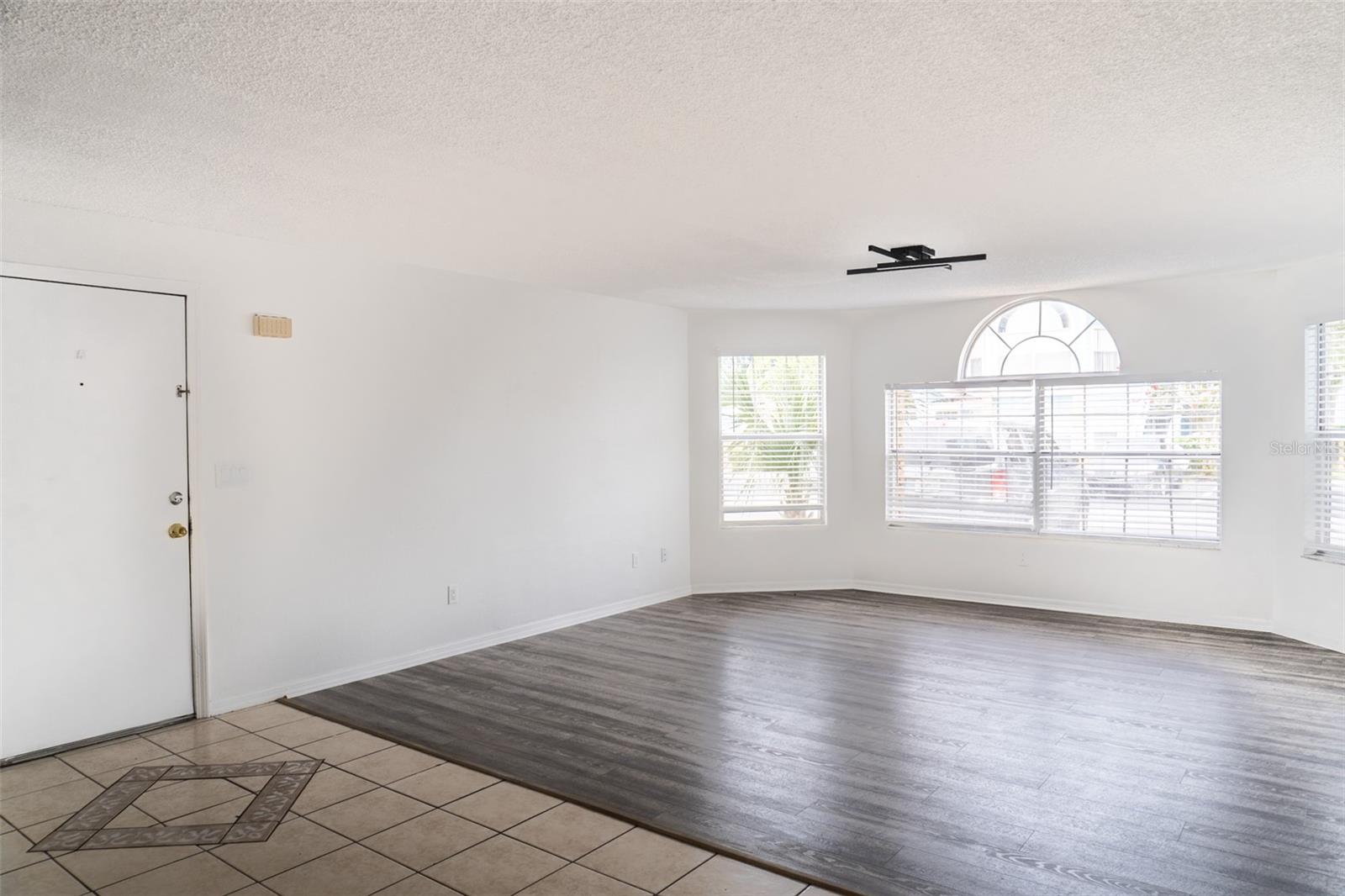 Image 4 of 22 For 2735 Poinciana Boulevard 103