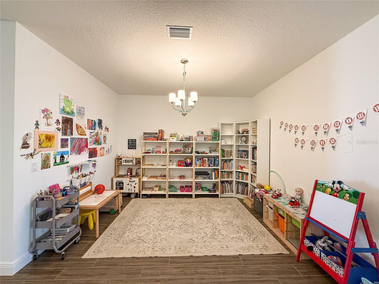 Image 27 of 41 For 2260 Juniper Berry Drive