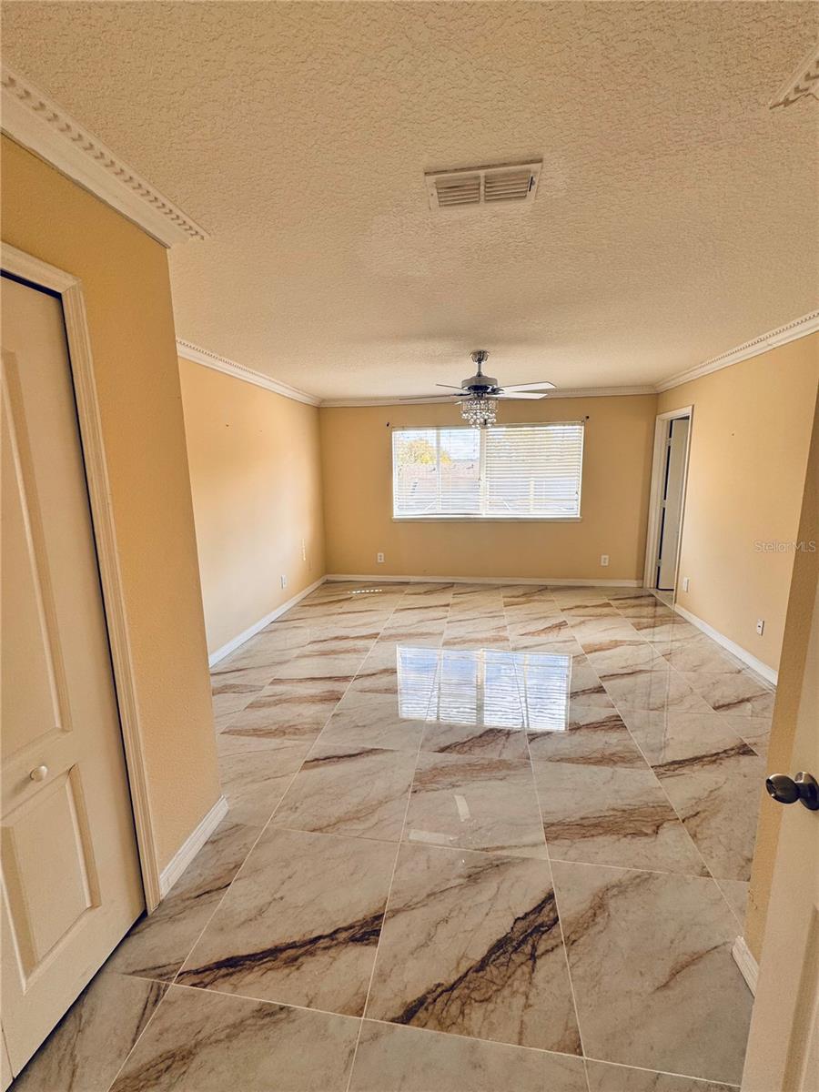 Image 13 of 24 For 877 Scrub Jay Way