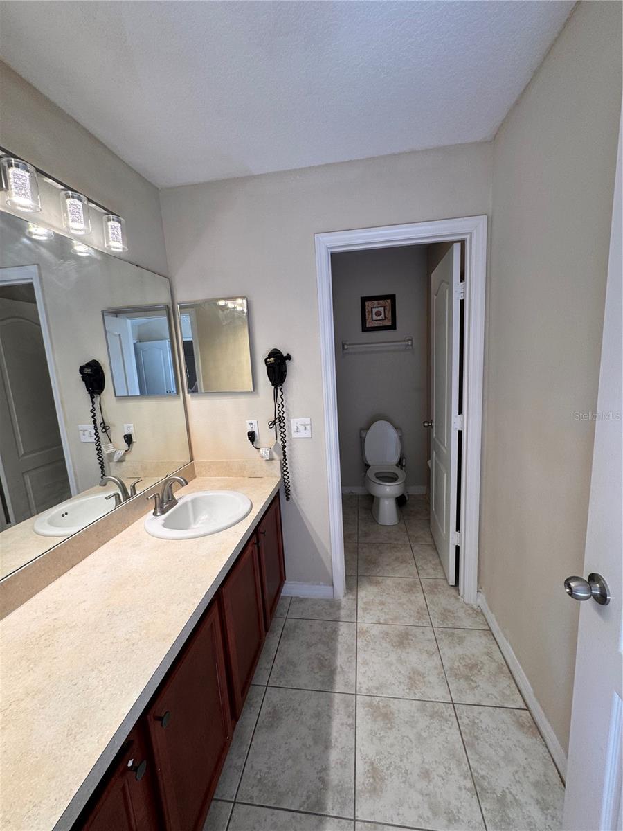 Image 20 of 24 For 877 Scrub Jay Way