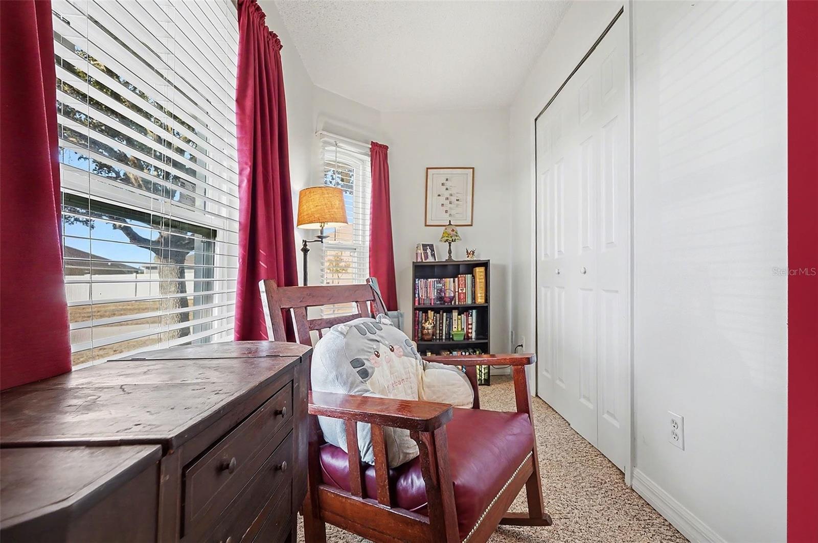 Image 30 of 44 For 598 Gantry Street Sw