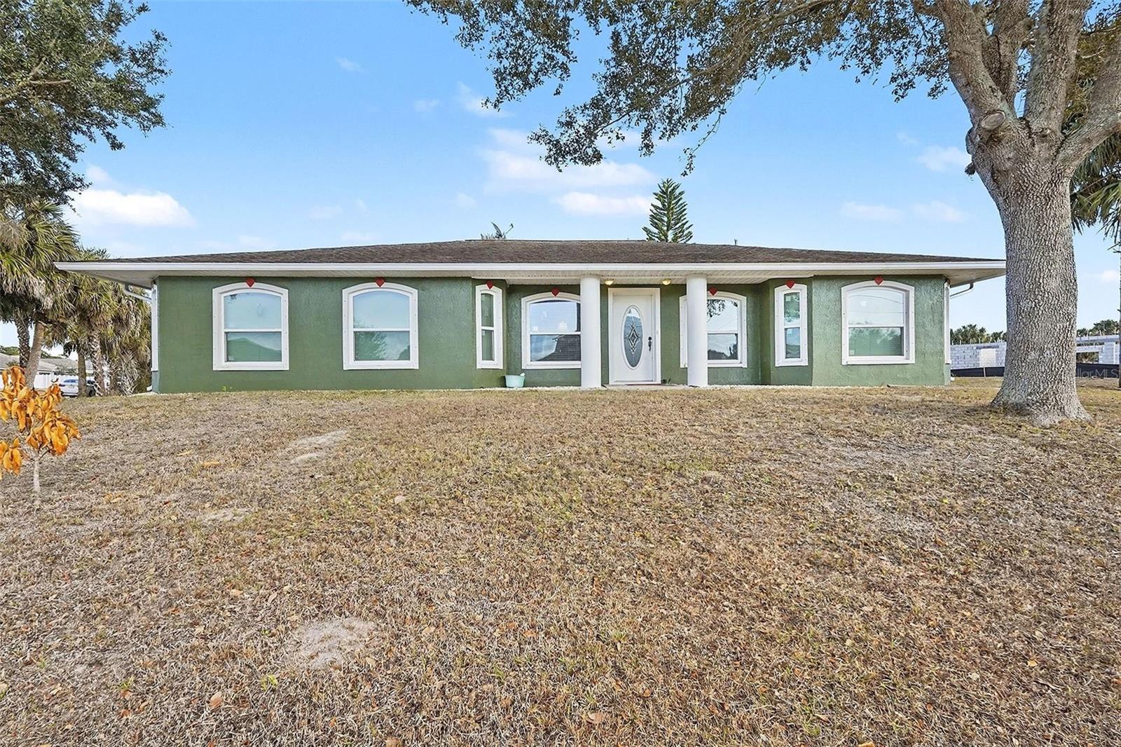 Image 4 of 44 For 598 Gantry Street Sw