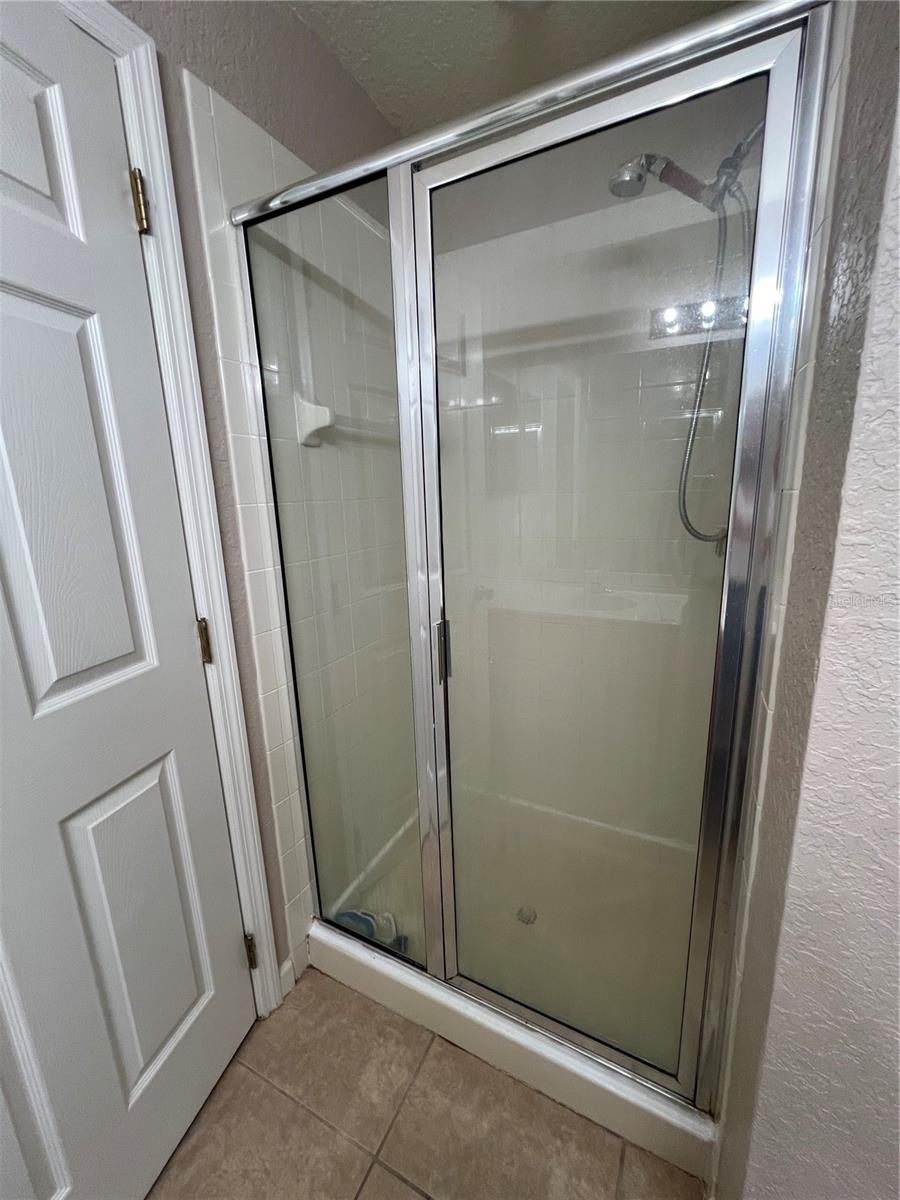 Image 22 of 61 For 1316 Falling Star Ln