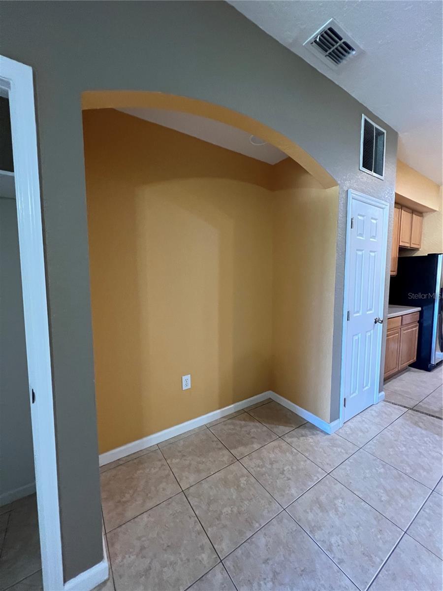 Image 34 of 61 For 1316 Falling Star Ln