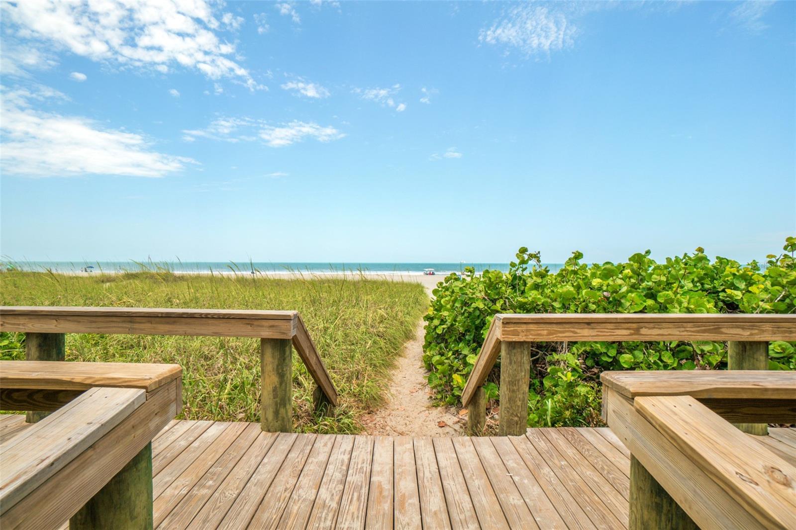 Image 22 of 28 For 545 Garfield Avenue 402