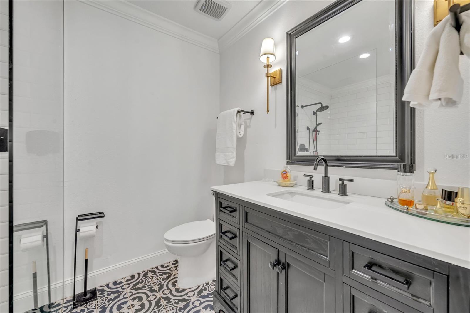 Image 21 of 44 For 3223 Middlesex Road