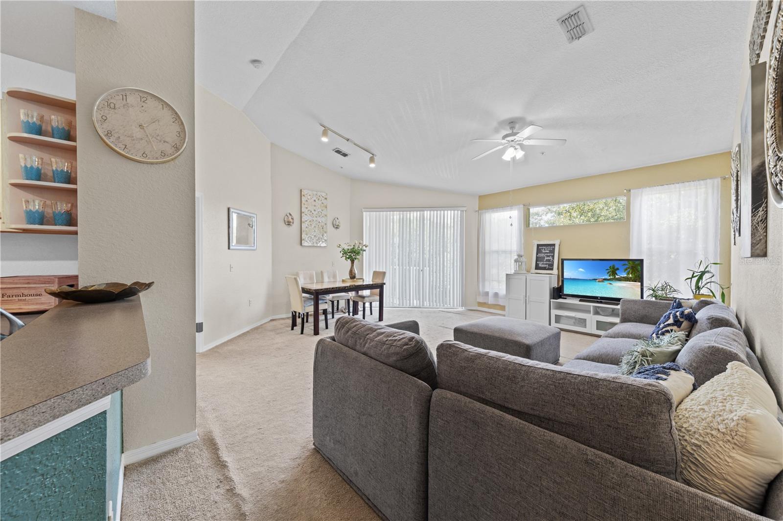 Image 13 of 45 For 1325 Lake Shadow Circle 12307