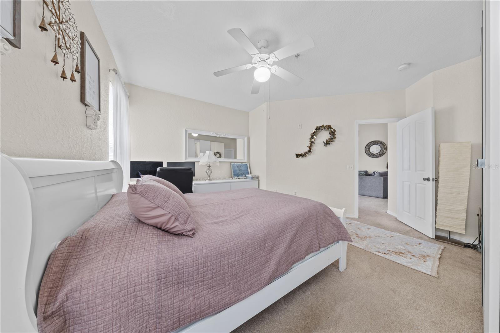 Image 8 of 45 For 1325 Lake Shadow Circle 12307