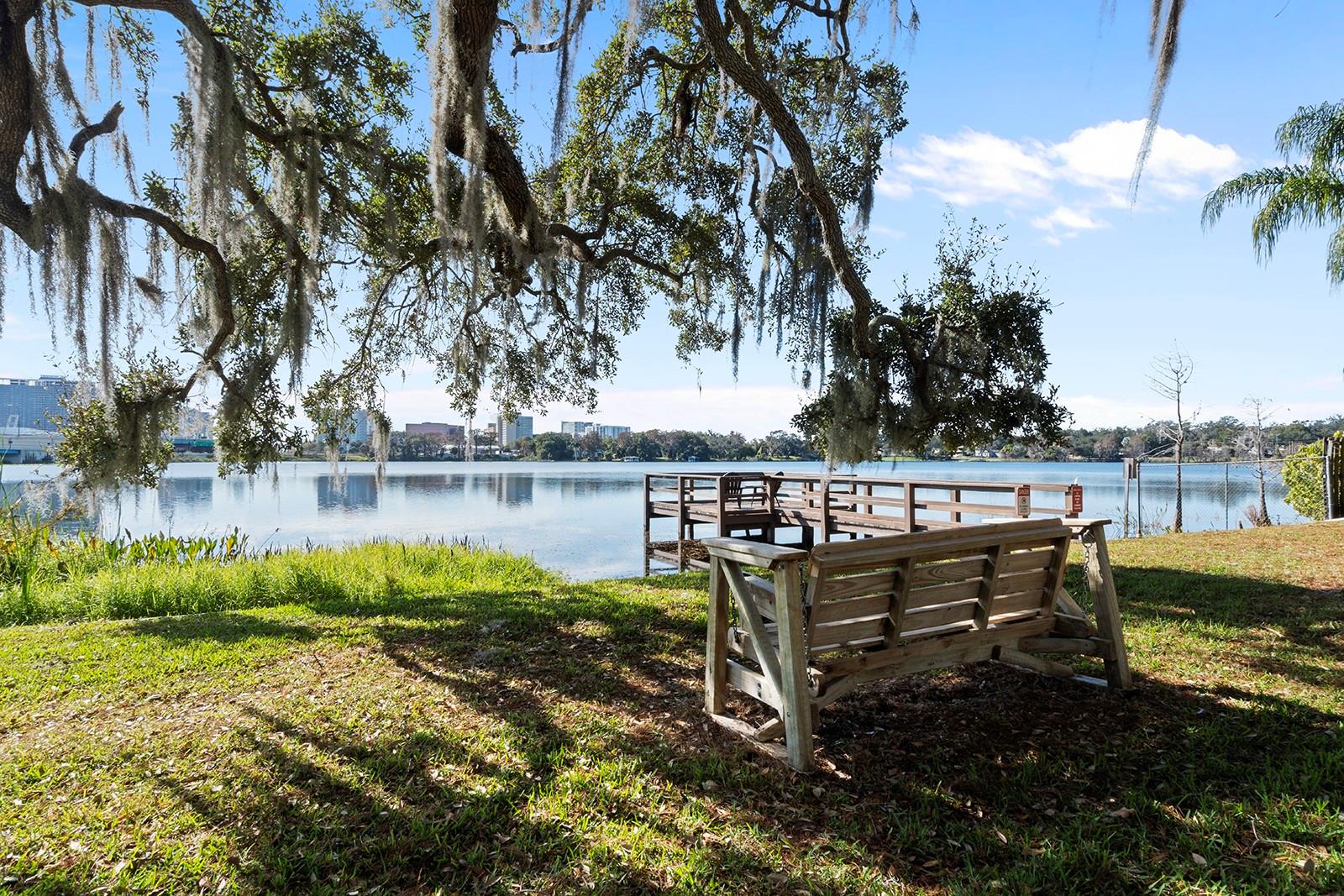 Image 17 of 19 For 320 Lakeview Street 221