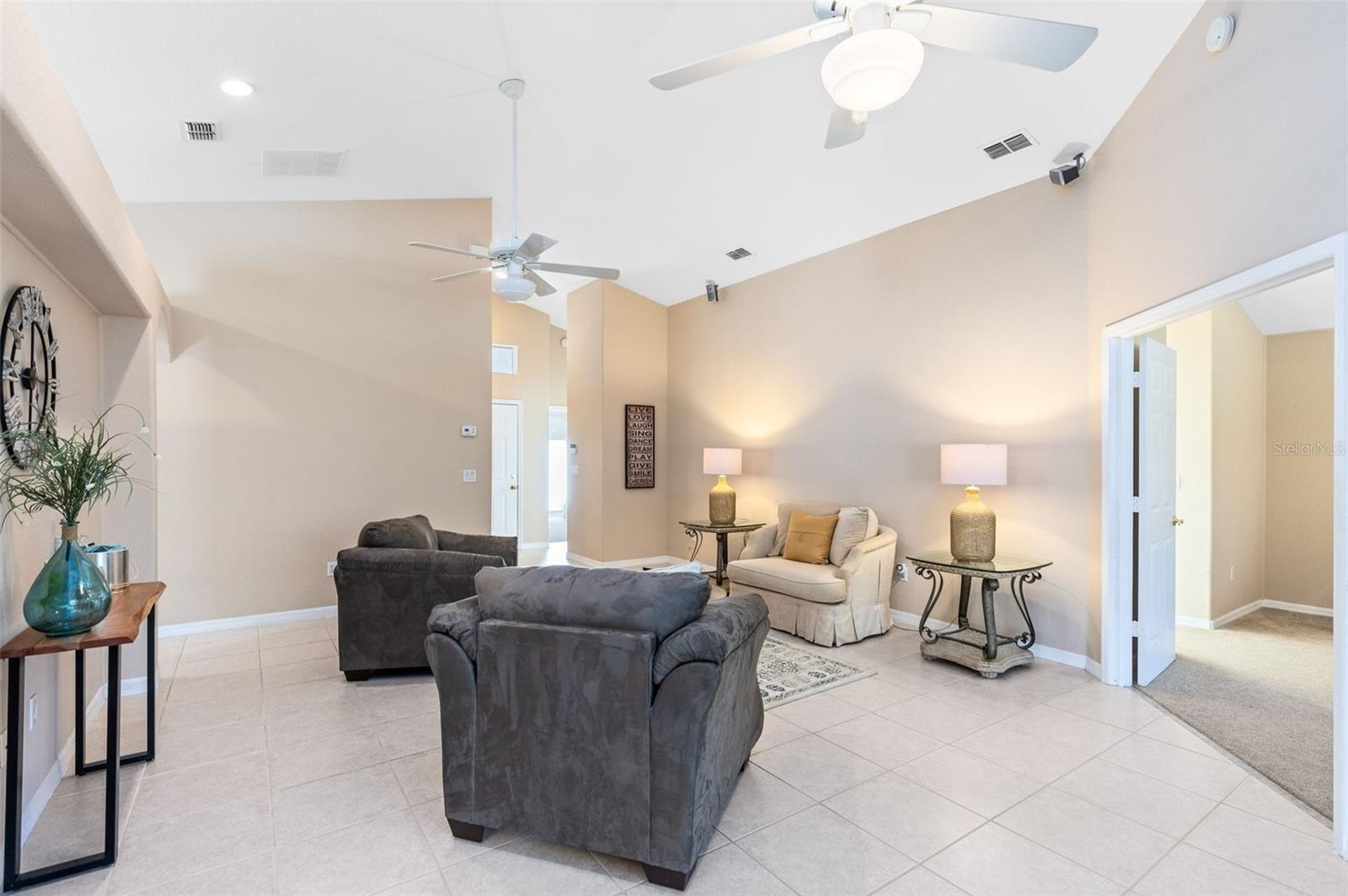 Image 19 of 36 For 903 Torrey Pine Drive