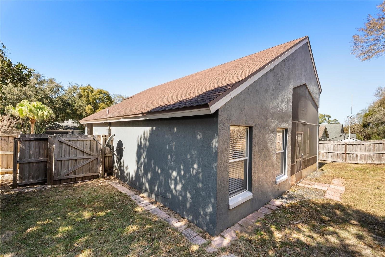 Image 29 of 34 For 865 High Pointe Circle