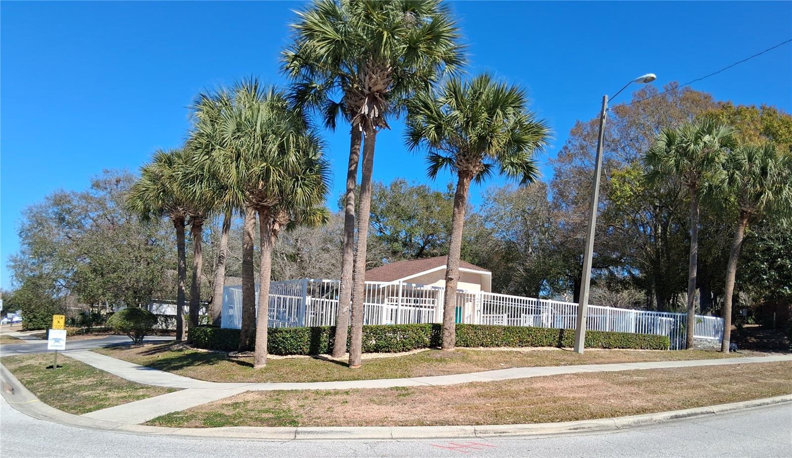 Image 34 of 34 For 865 High Pointe Circle