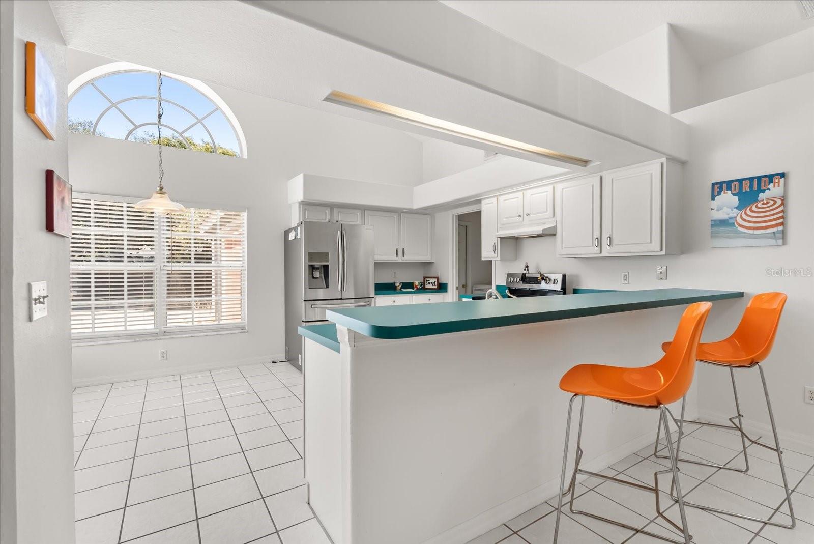 Image 7 of 34 For 865 High Pointe Circle