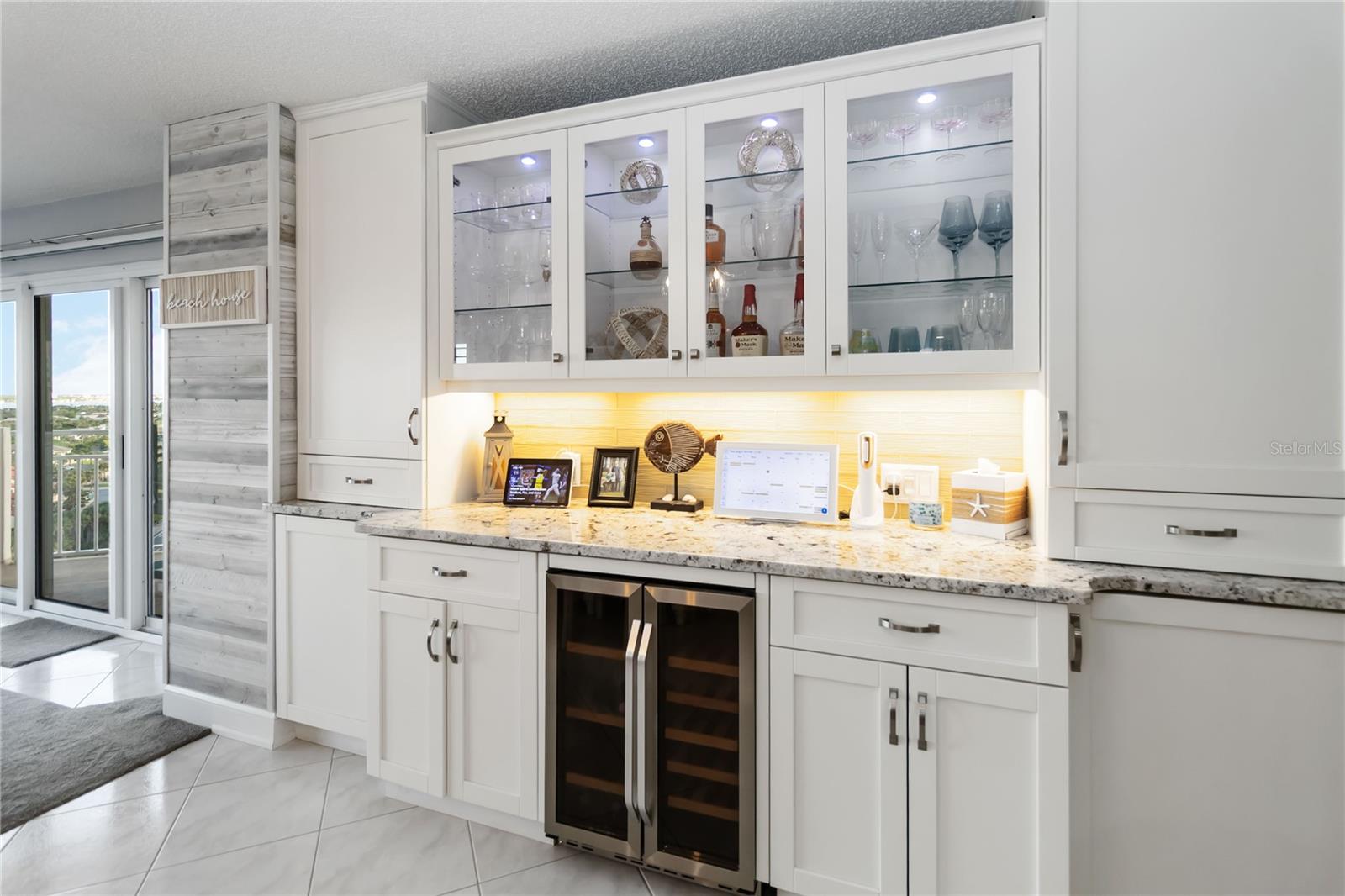 Image 19 of 36 For 2967 Atlantic Avenue 1001