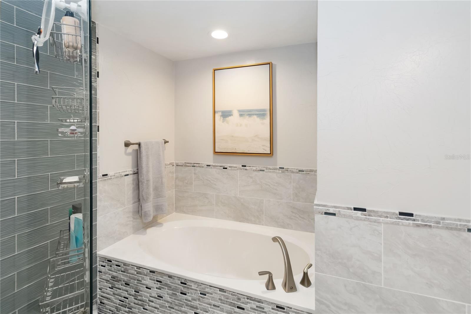 Image 28 of 36 For 2967 Atlantic Avenue 1001