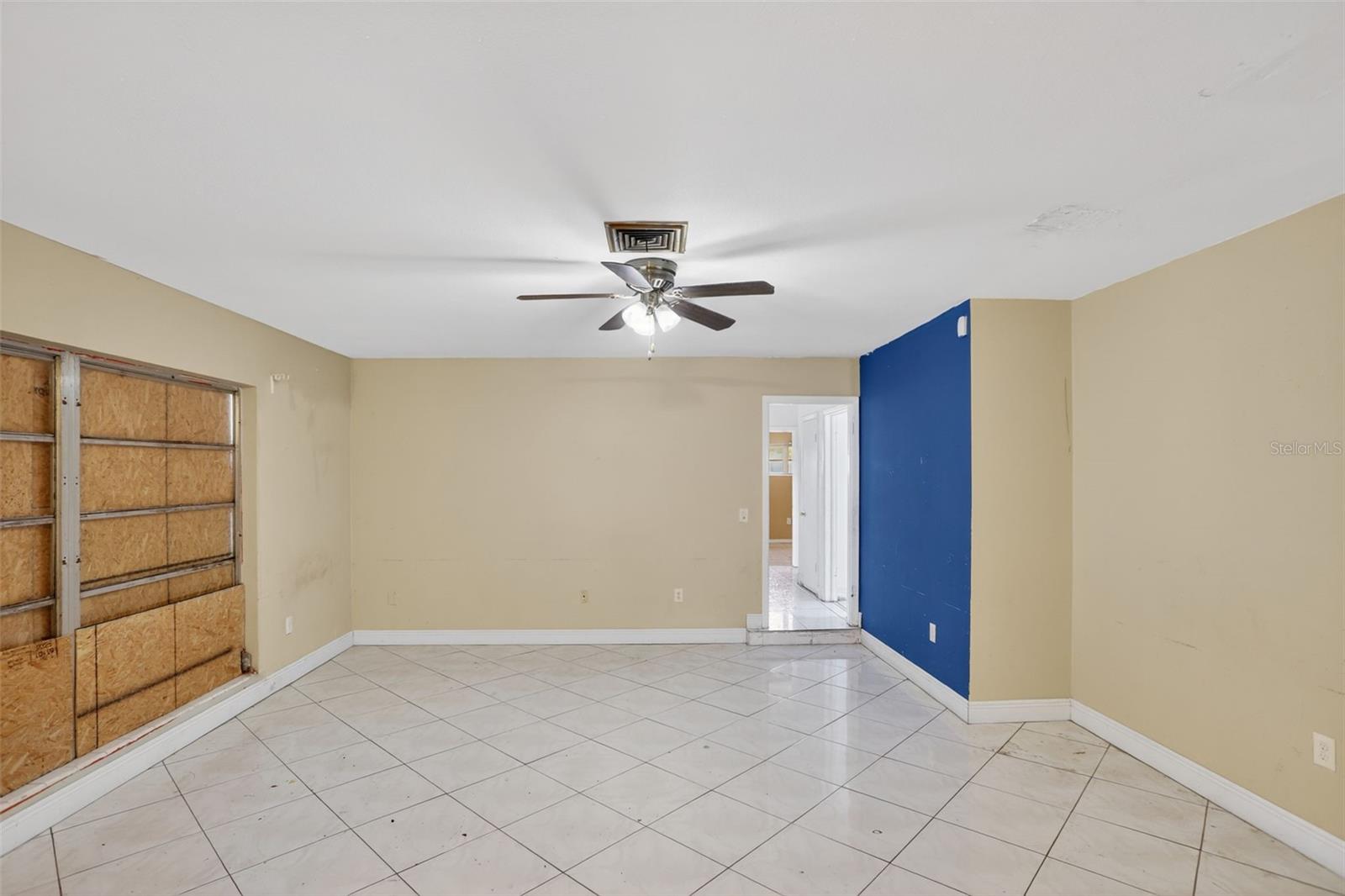 Image 44 of 52 For 1006 Buena Vista Court