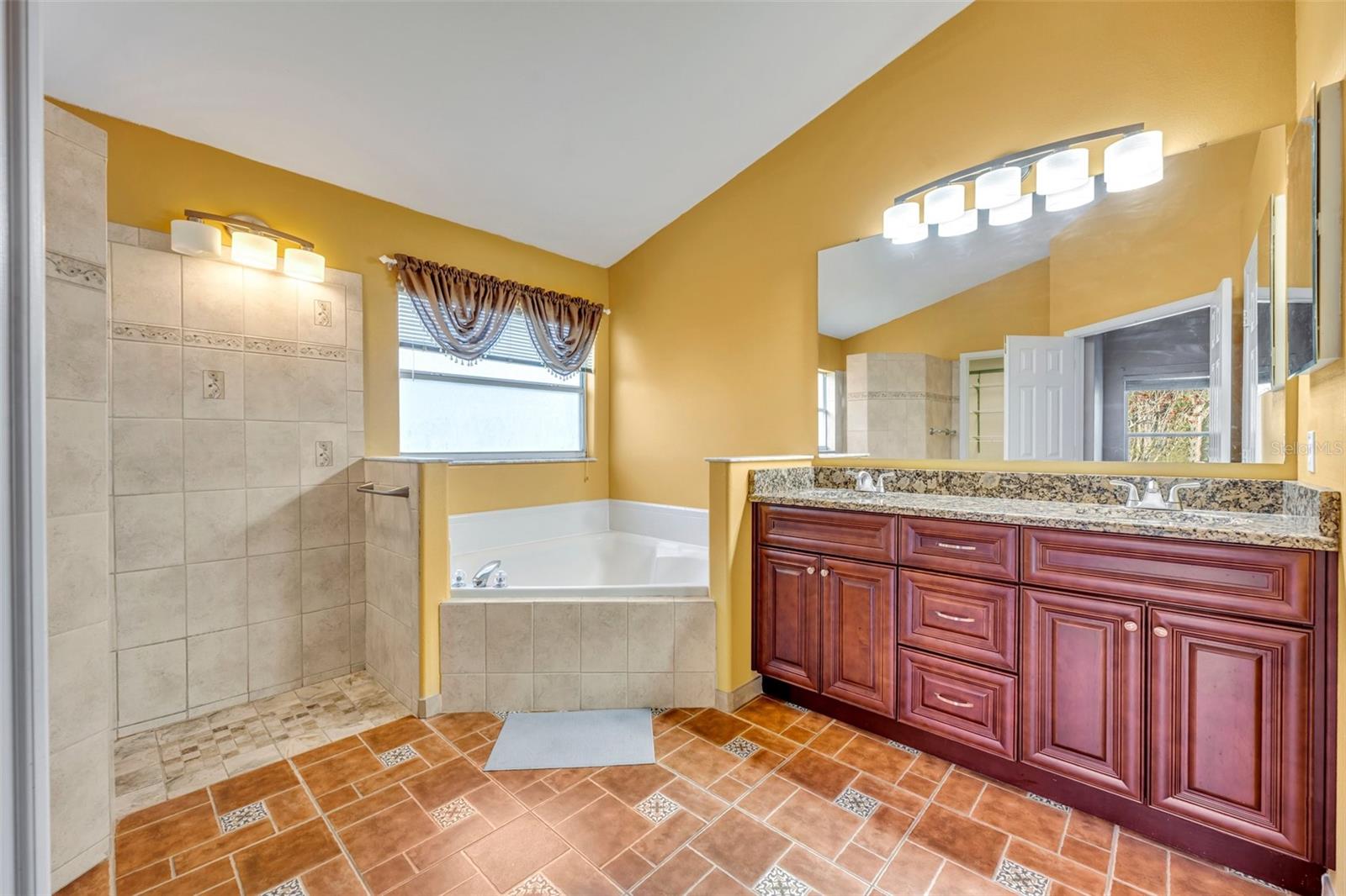 Image 24 of 55 For 3136 Crystal Creek Boulevard