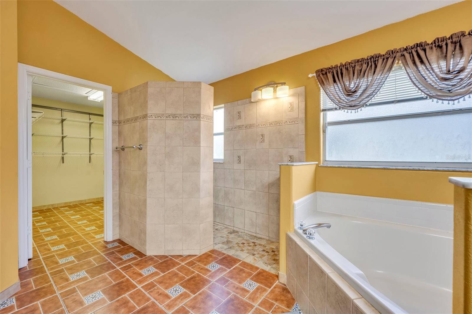 Image 25 of 55 For 3136 Crystal Creek Boulevard