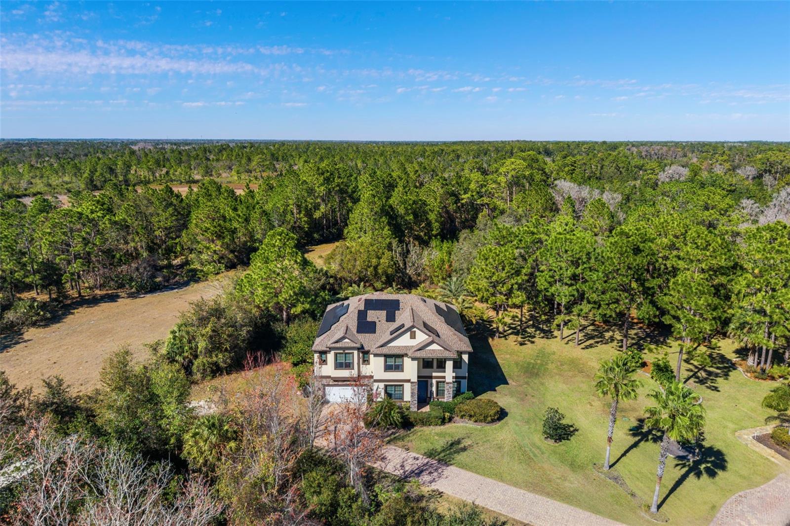 Listing photo id 0 for 3652 Oriskany Drive