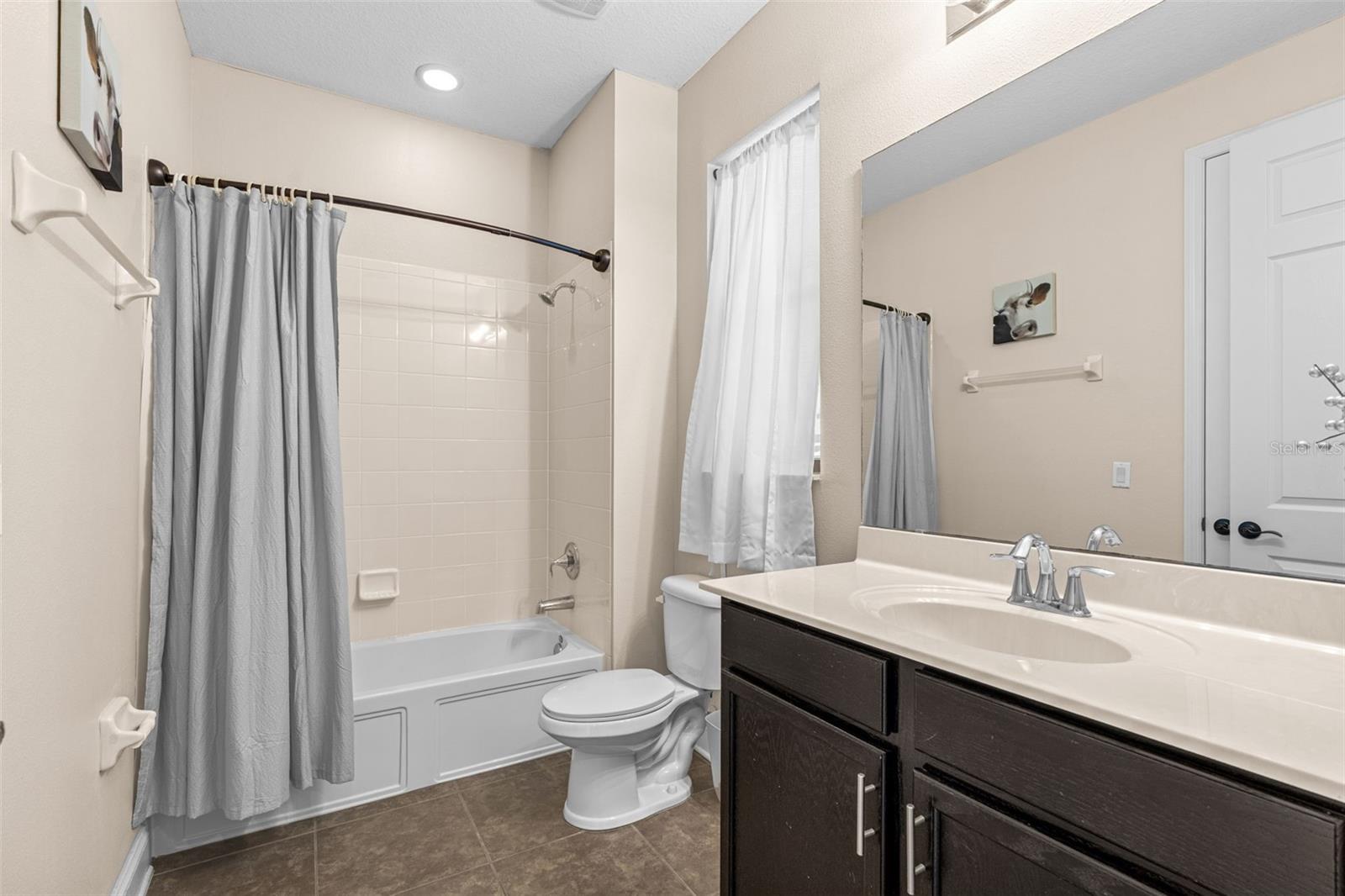 Listing photo id 40 for 3652 Oriskany Drive