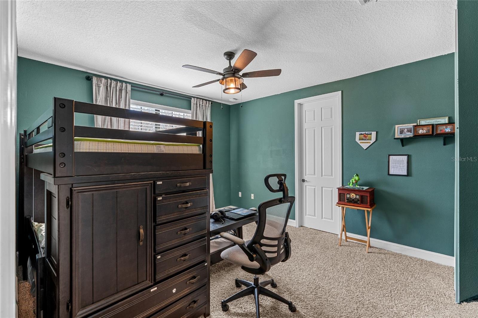 Listing photo id 48 for 3652 Oriskany Drive