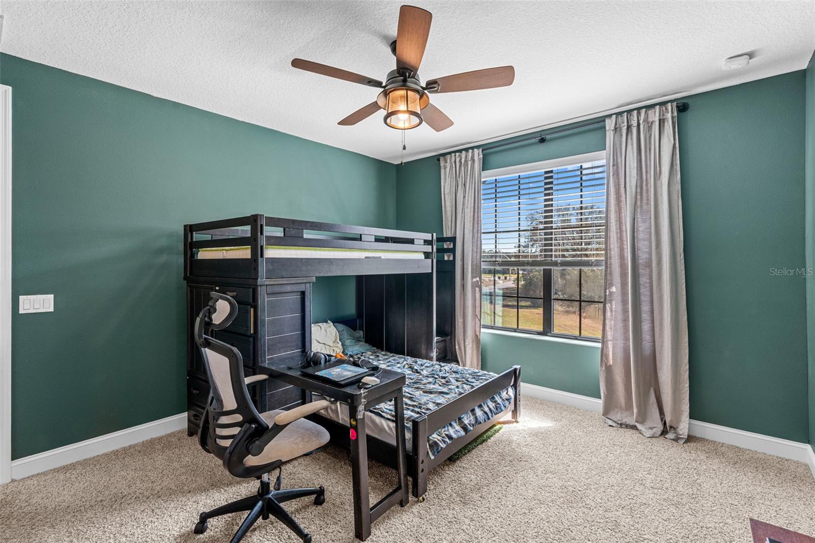 Listing photo id 49 for 3652 Oriskany Drive