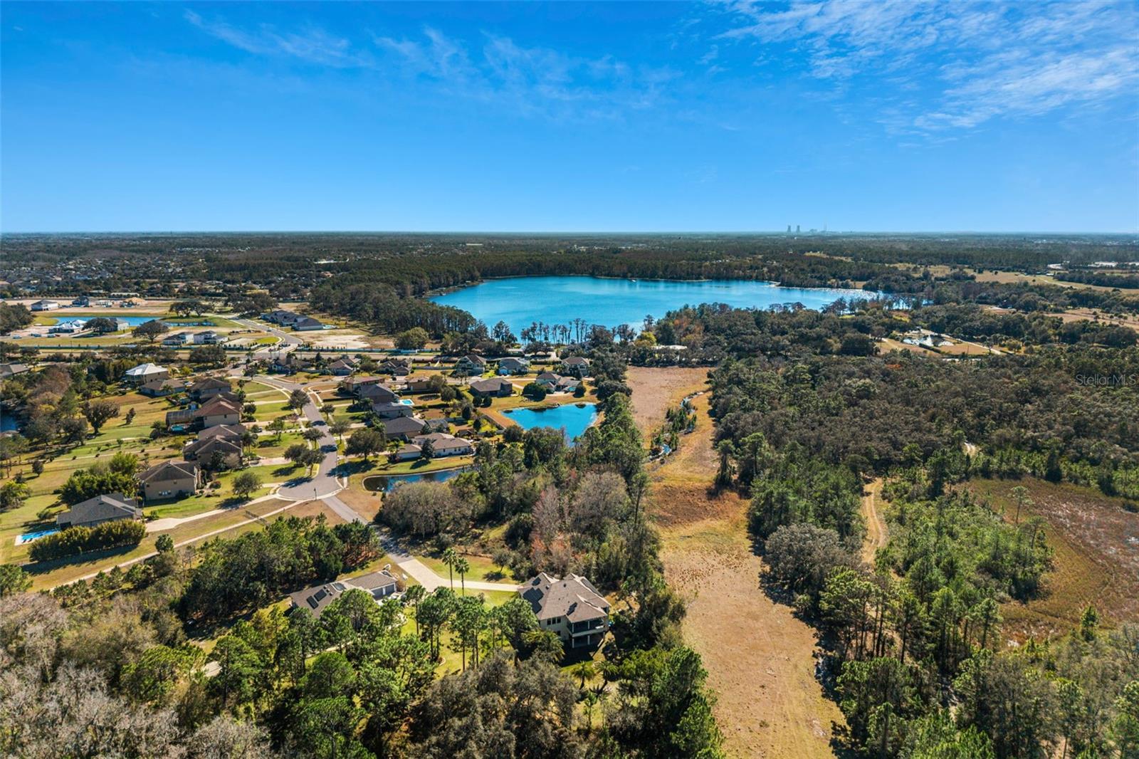 Listing photo id 63 for 3652 Oriskany Drive