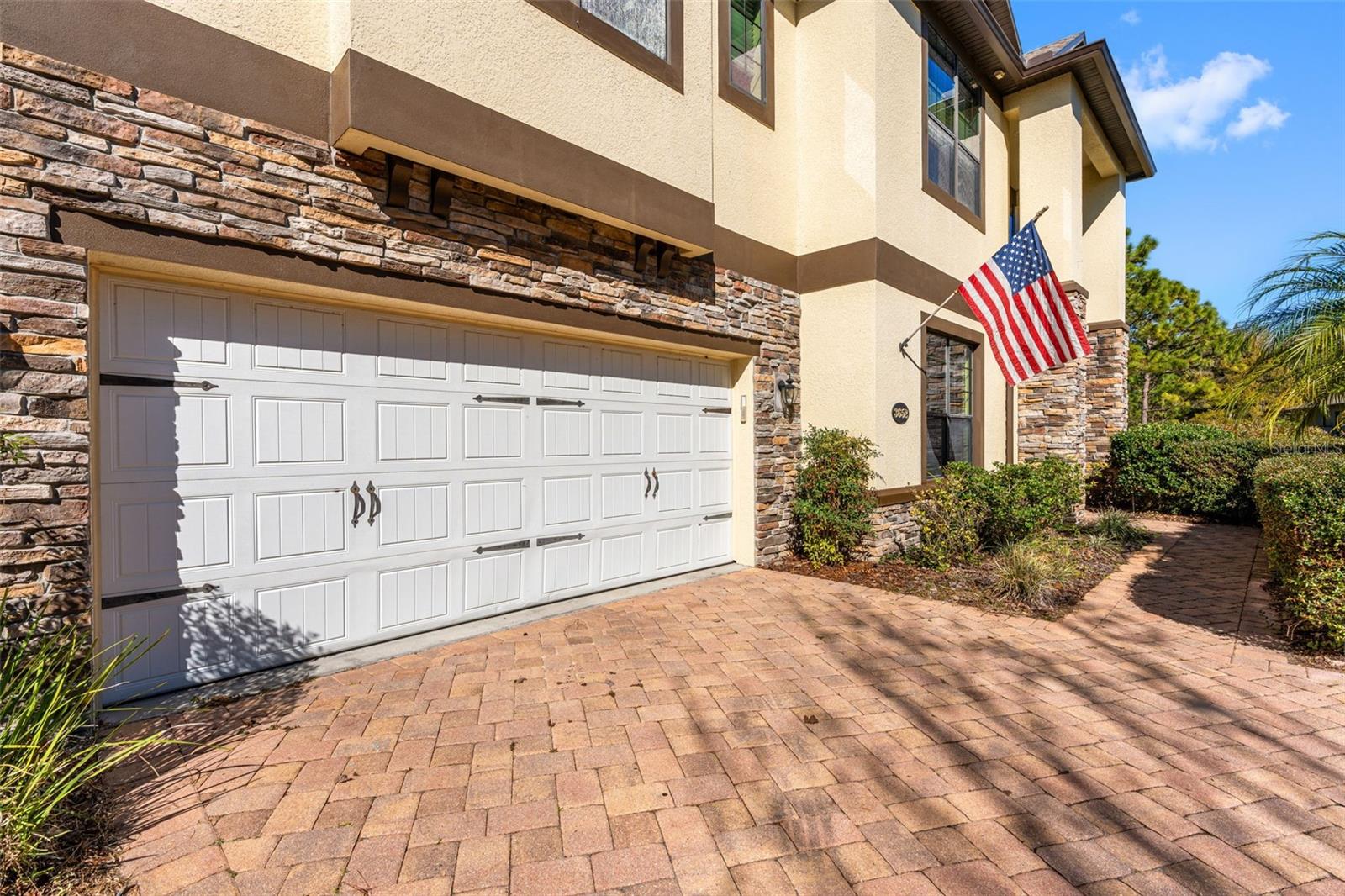 Listing photo id 74 for 3652 Oriskany Drive