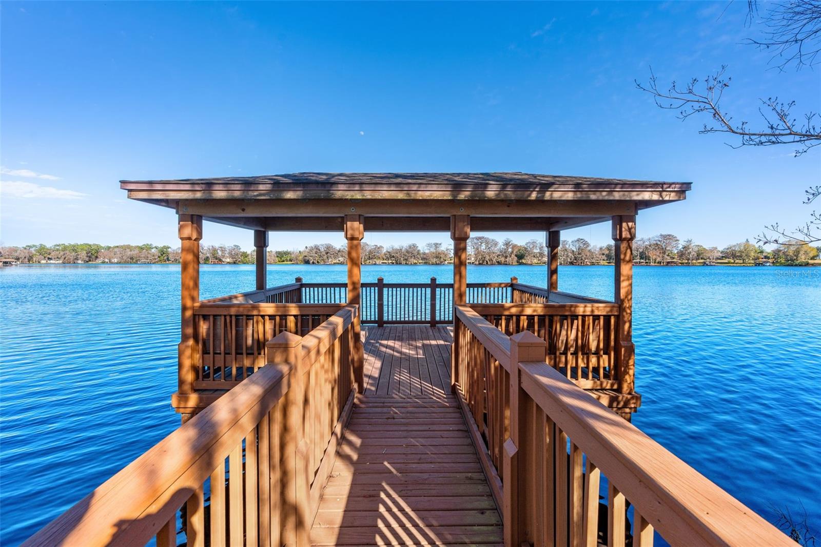 Listing photo id 92 for 3652 Oriskany Drive