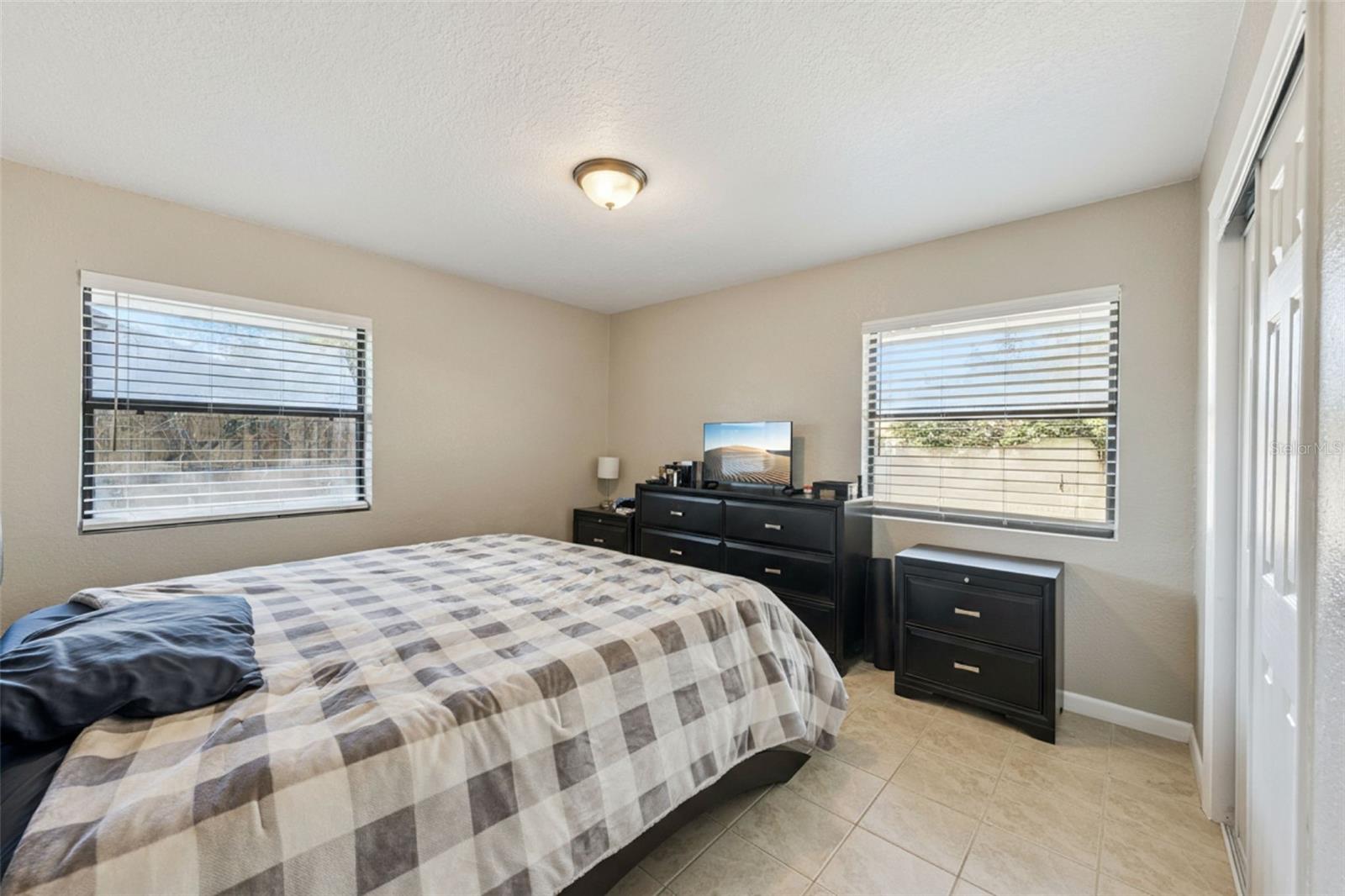 Image 8 of 15 For 725 Third Street