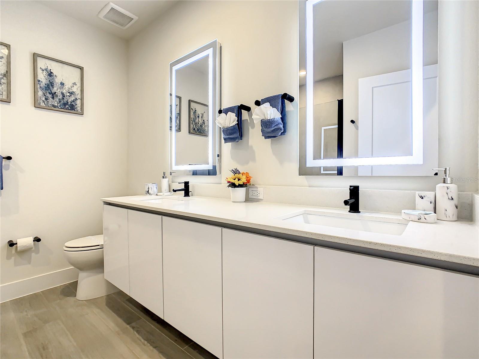 Image 35 of 71 For 17230 Blessing Drive