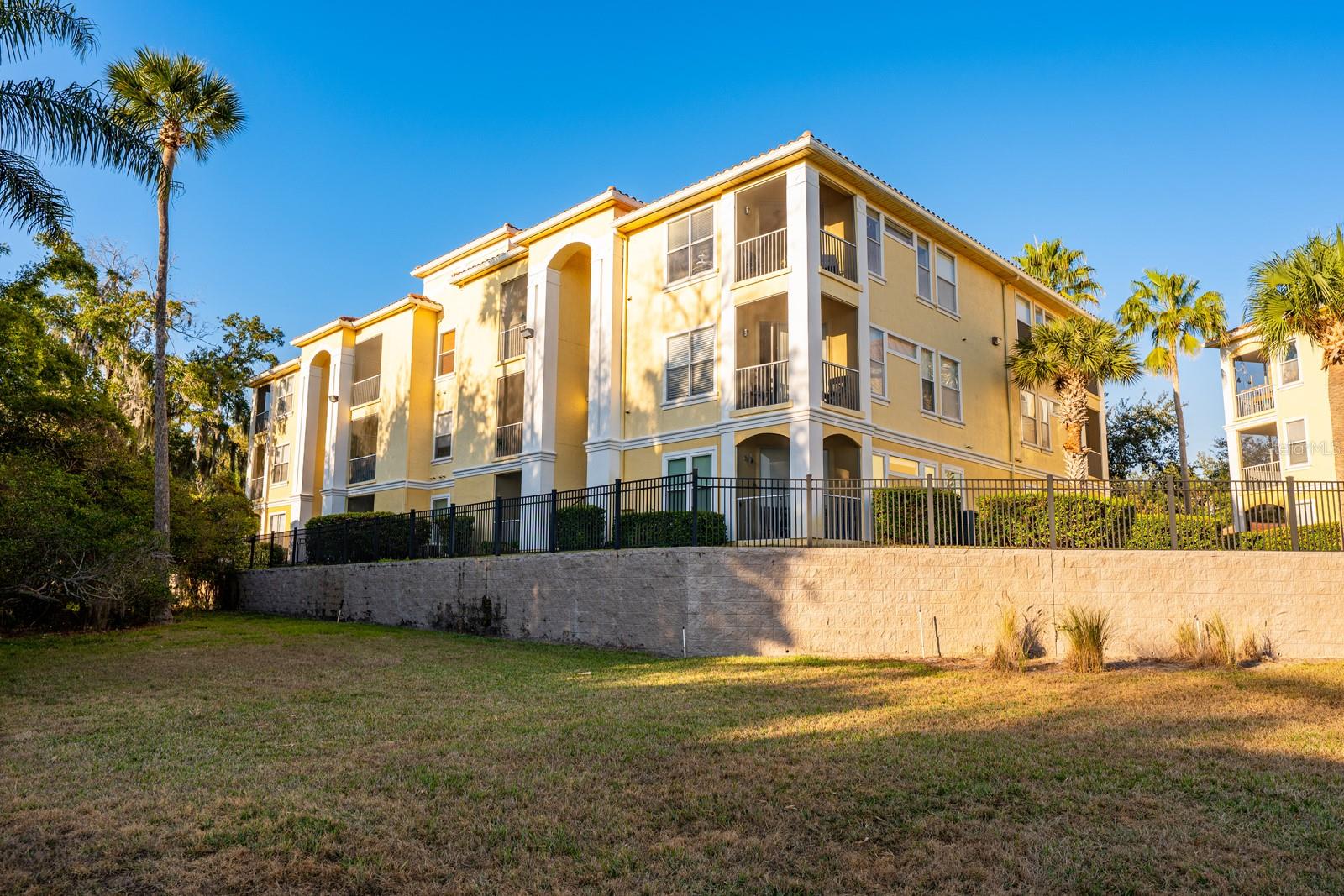 Image 20 of 29 For 1400 Lake Shadow Circle 10104