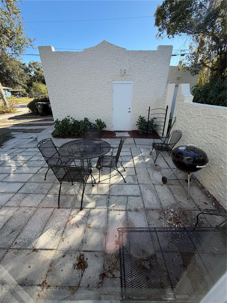 Image 27 of 44 For 48 Harvard Street