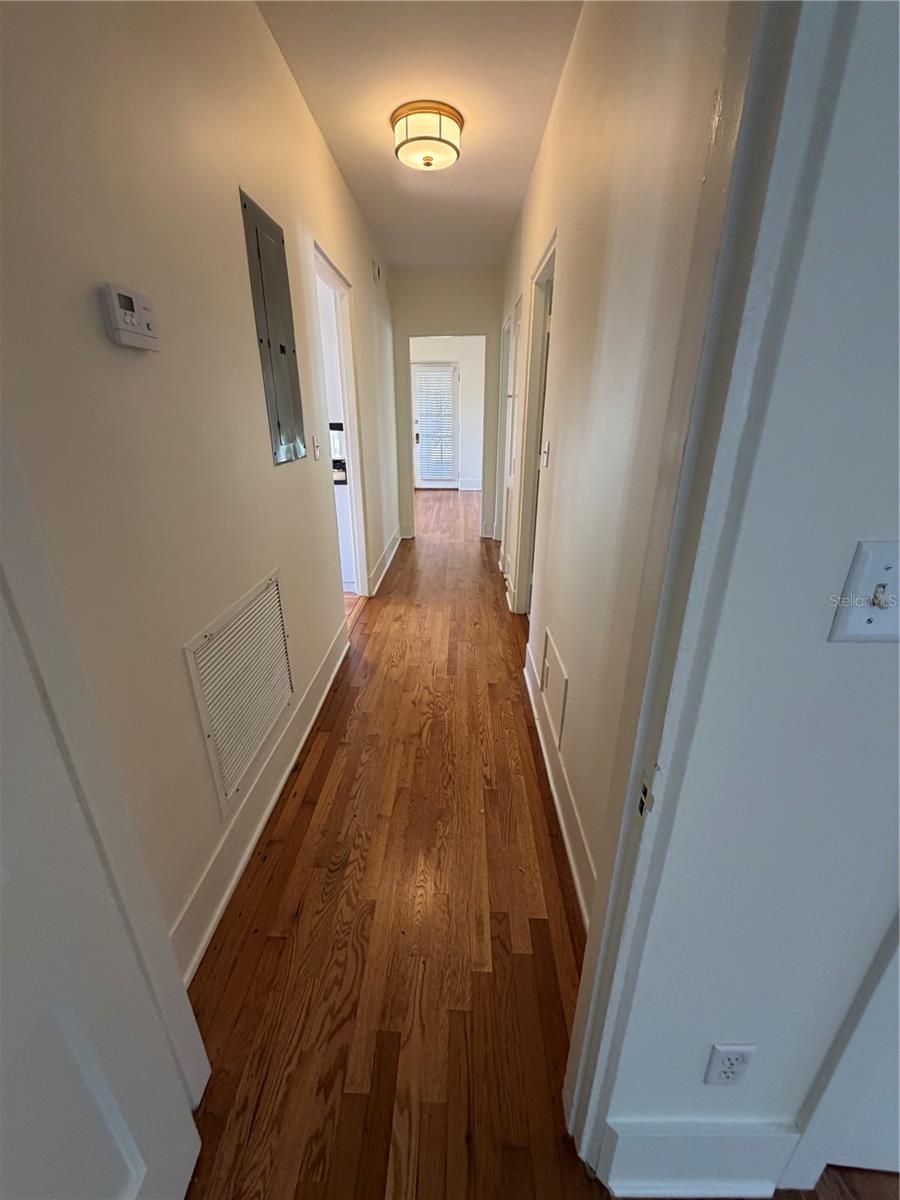 Image 29 of 44 For 48 Harvard Street