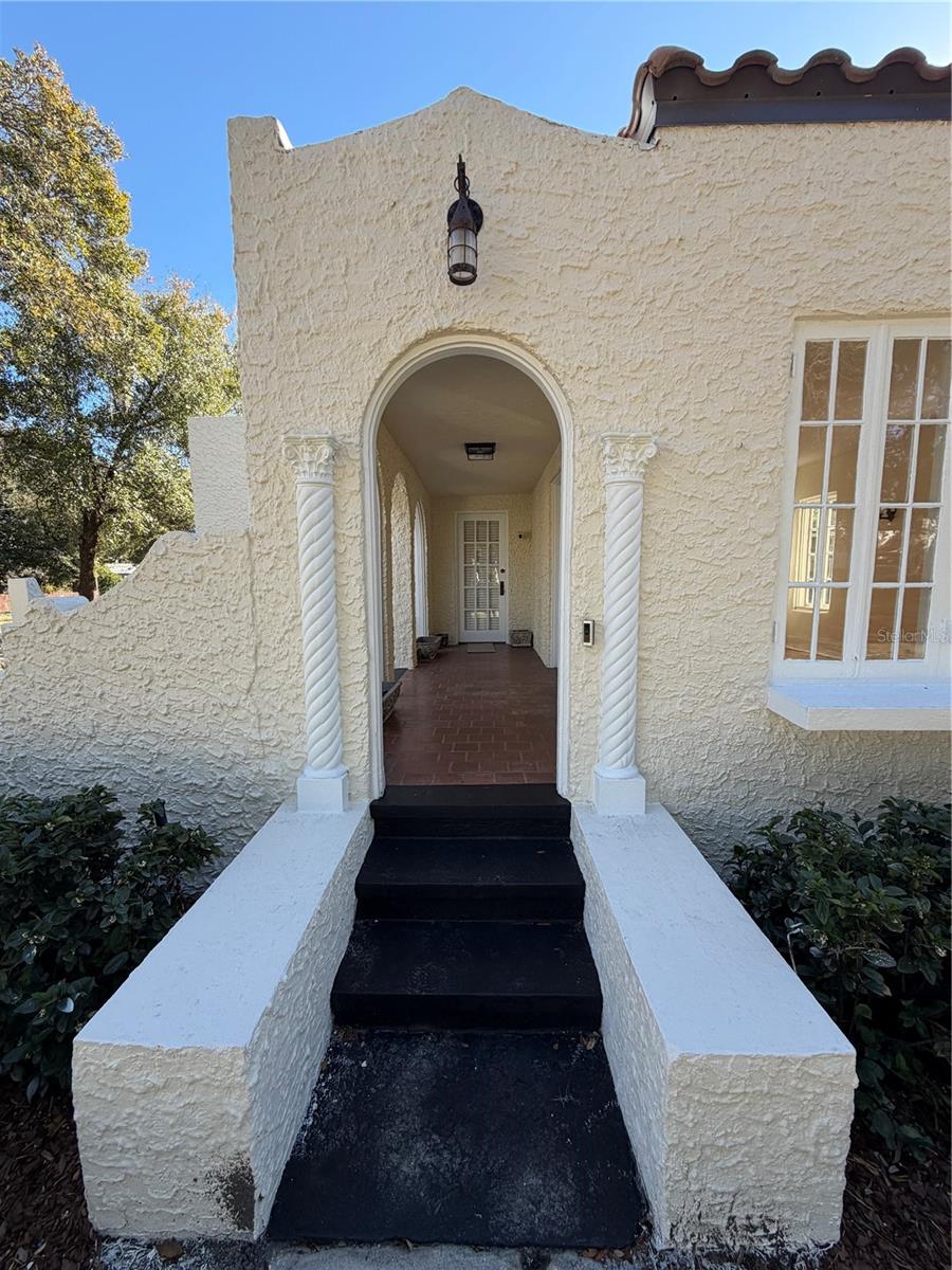 Image 3 of 44 For 48 Harvard Street