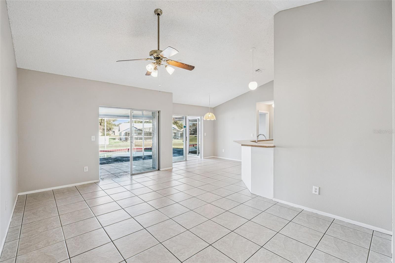 Image 5 of 51 For 1004 Karen Ridge Court