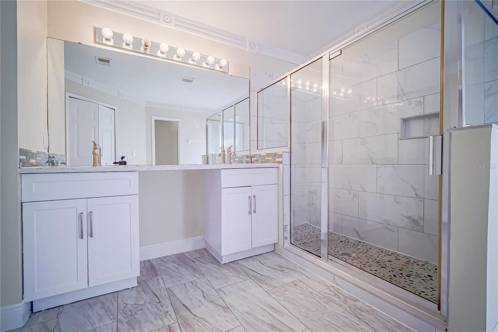 Image 26 of 33 For 2509 Skif Drive