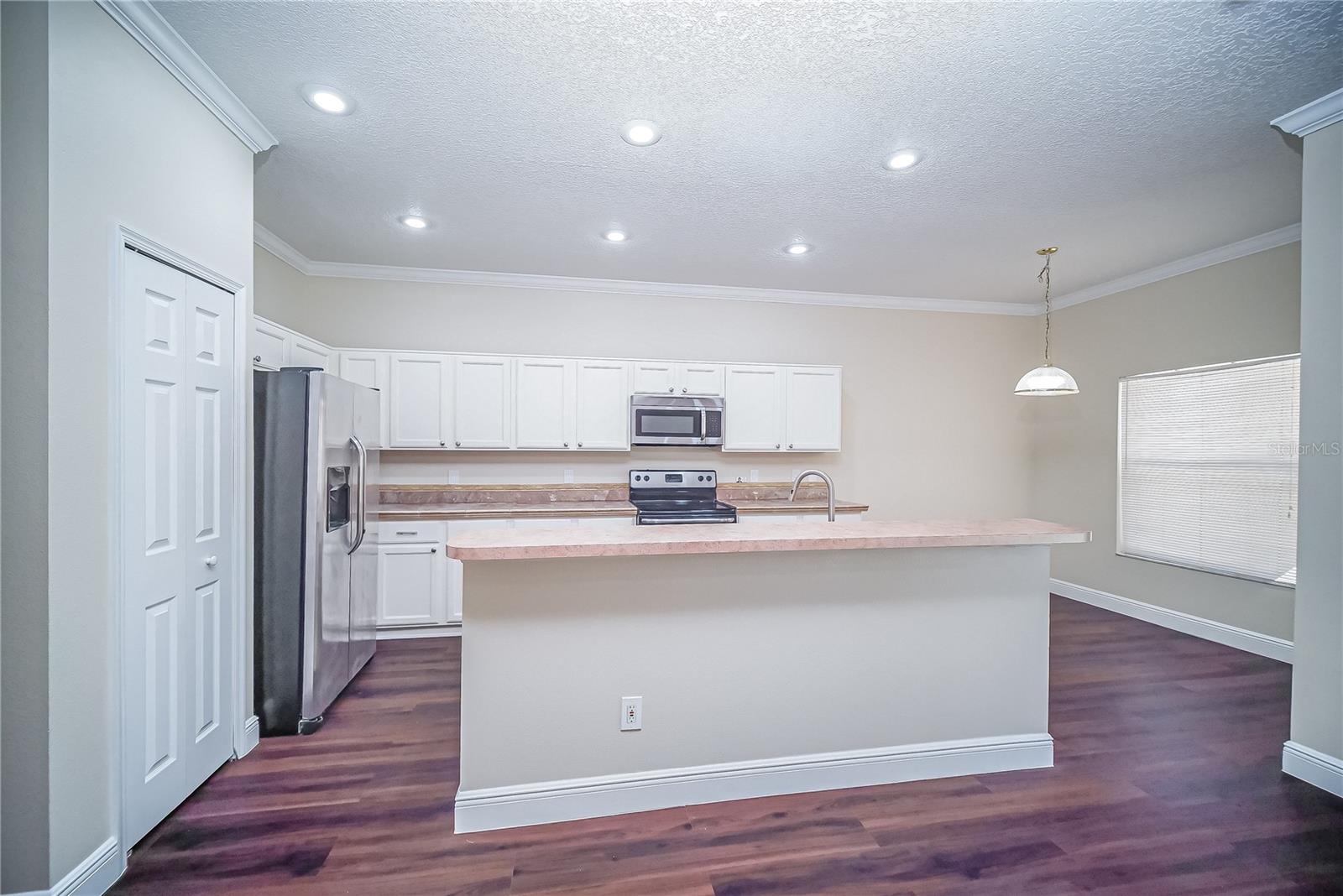 Image 9 of 33 For 2509 Skif Drive