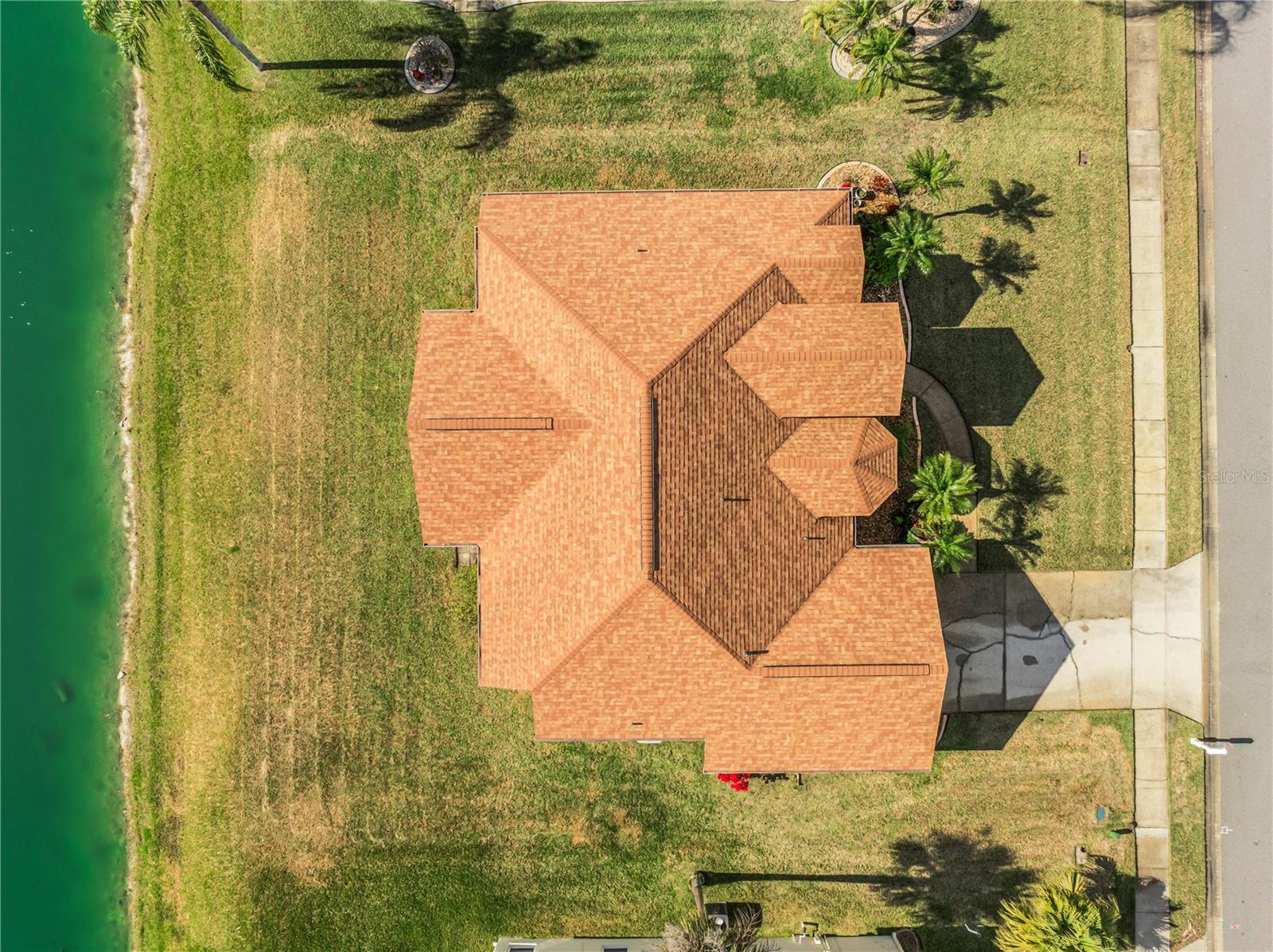 Image 39 of 49 For 343 Aleatha Drive