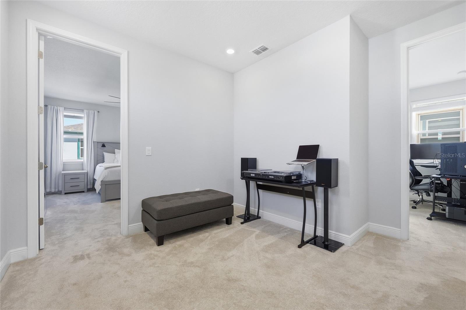 Image 24 of 58 For 10101 Pearson Avenue