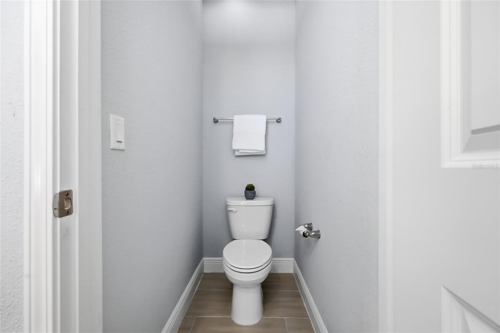 Image 31 of 58 For 10101 Pearson Avenue