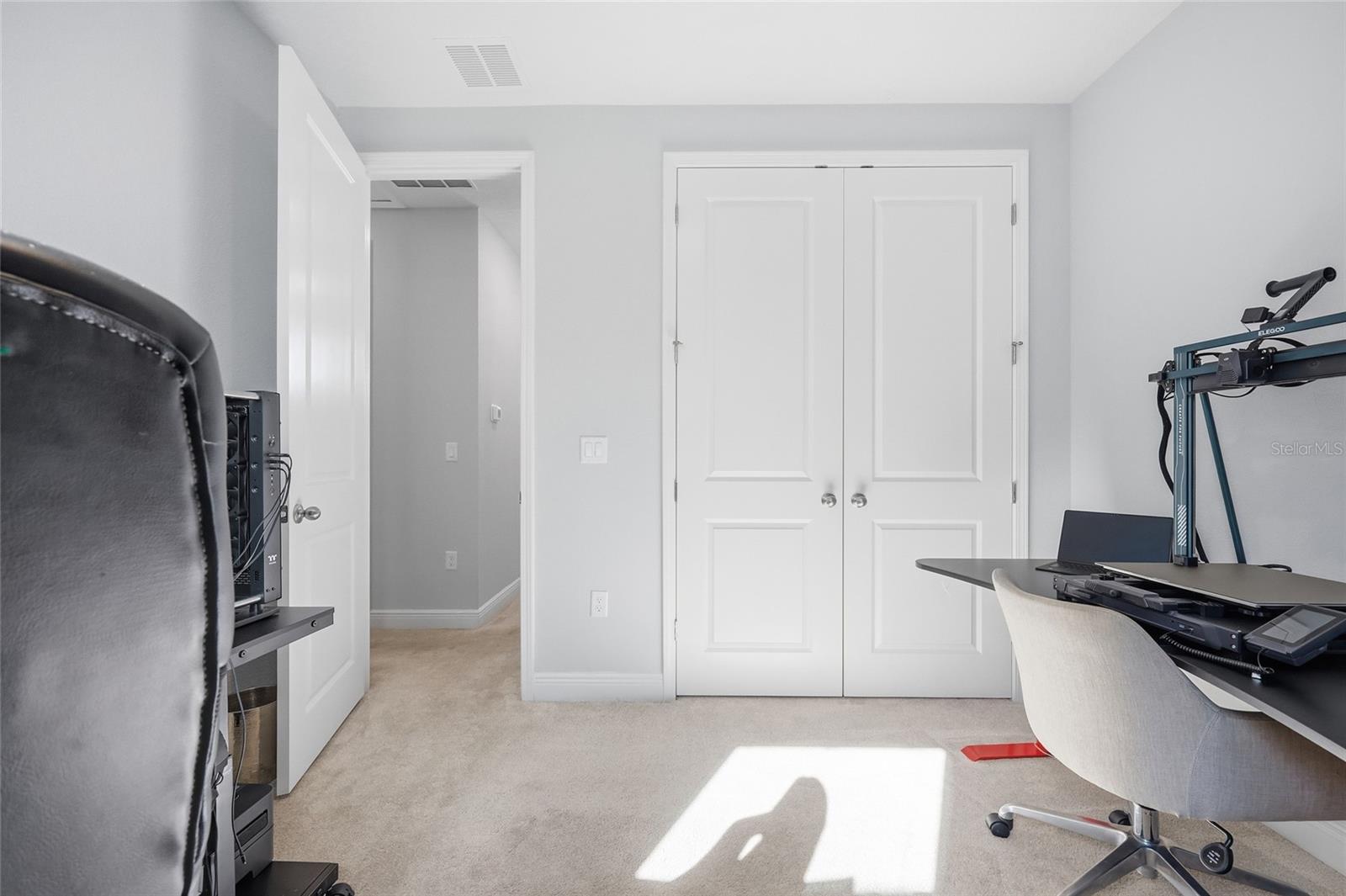 Image 33 of 58 For 10101 Pearson Avenue