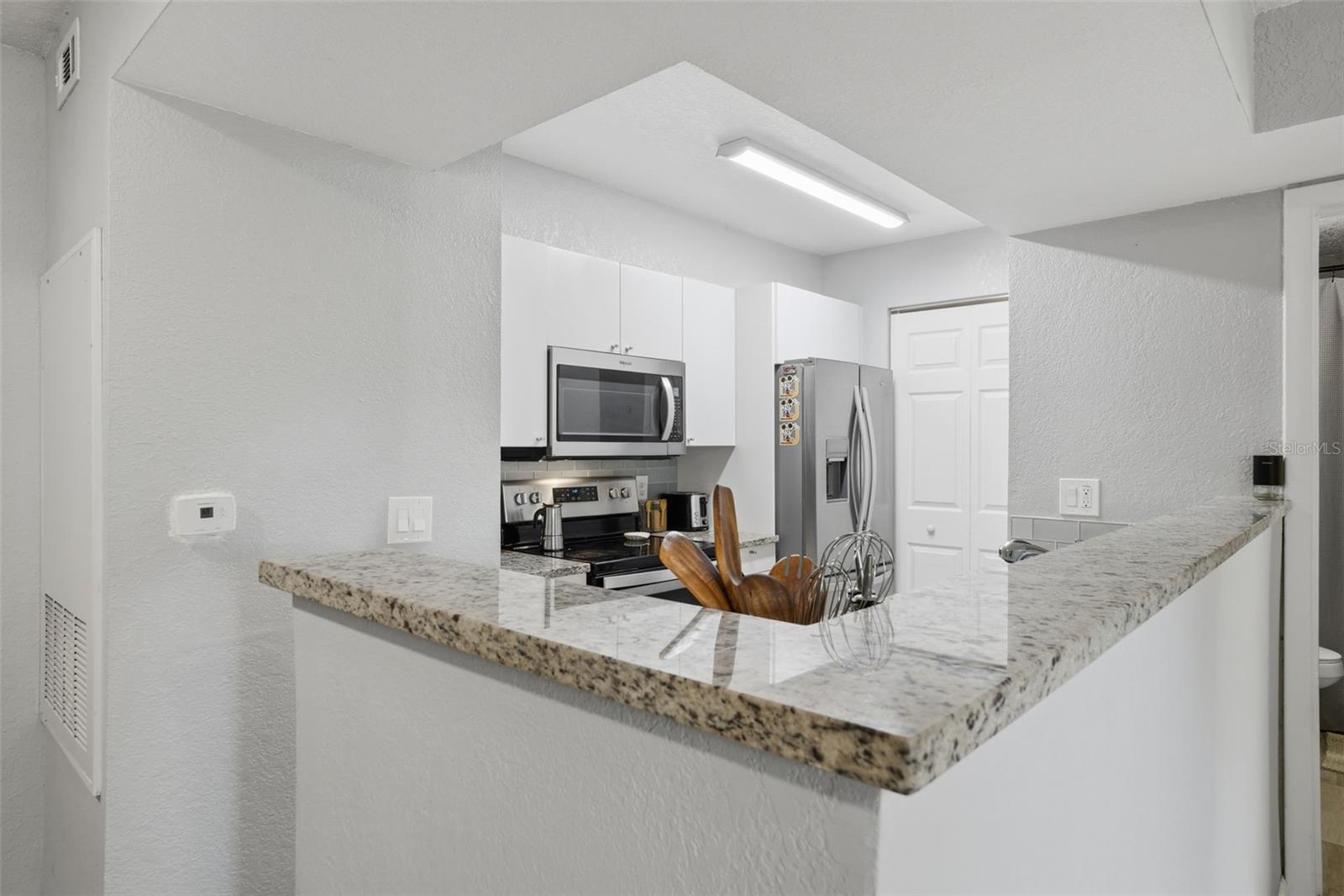 Image 12 of 23 For 3036 Parkway Boulevard 104