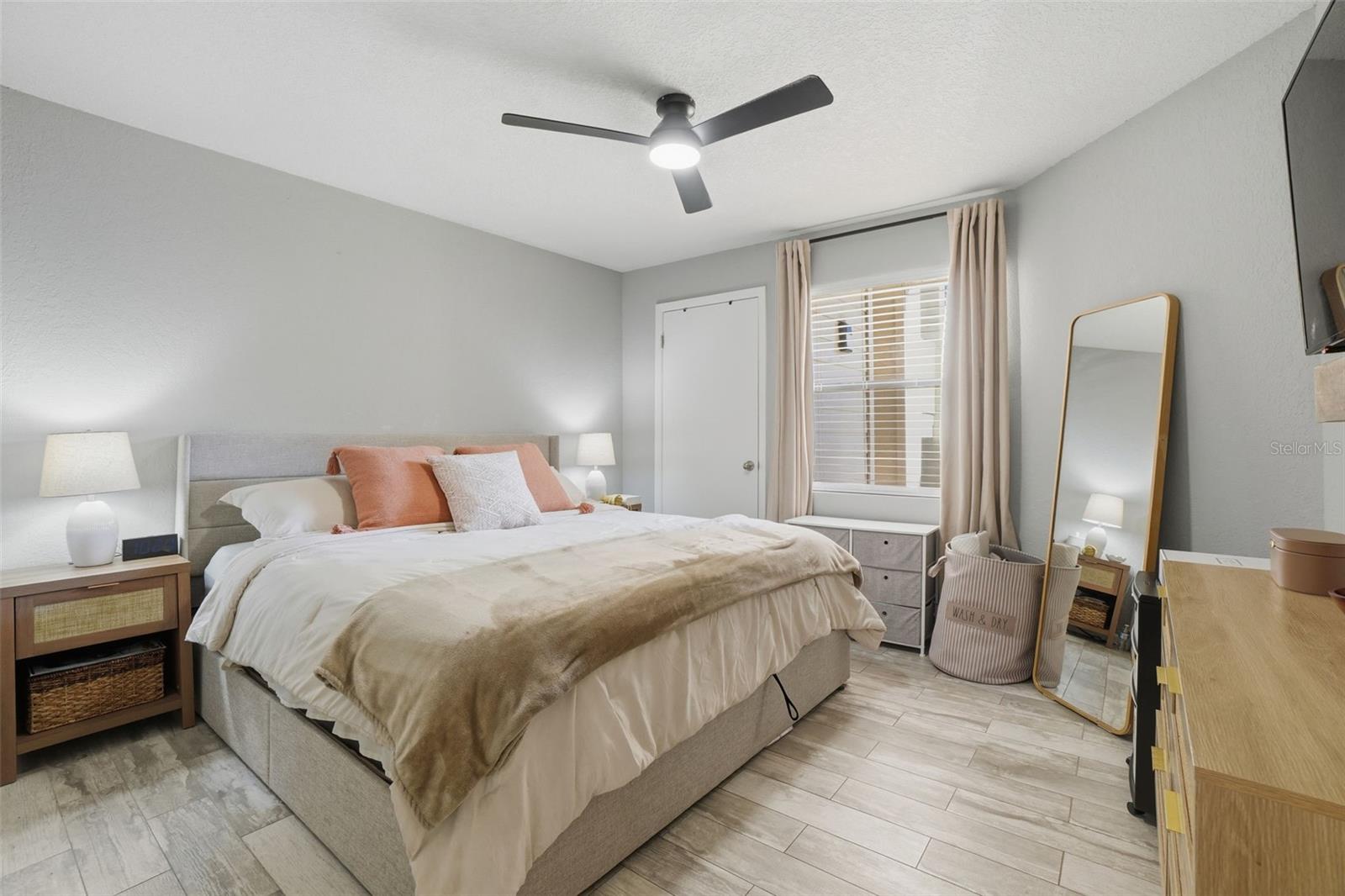 Image 15 of 23 For 3036 Parkway Boulevard 104