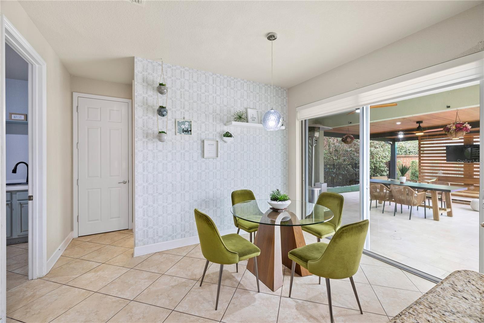 Image 24 of 70 For 475 Douglas Edward Drive