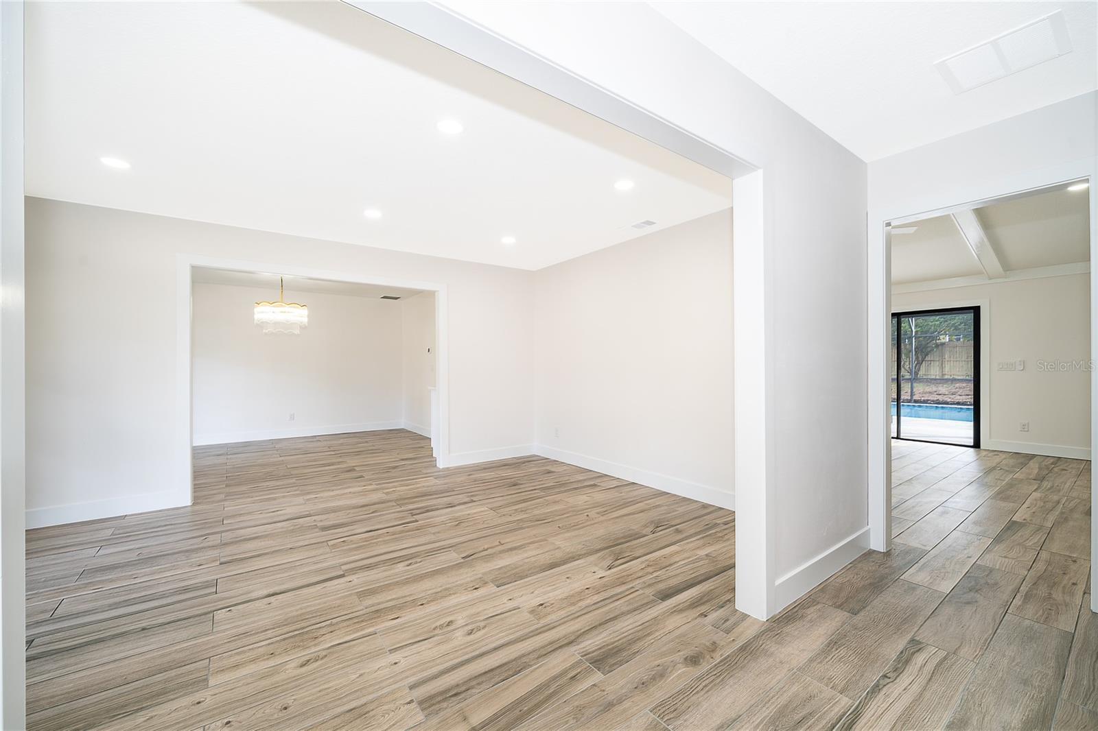 Image 24 of 34 For 1498 Grace Lake Circle