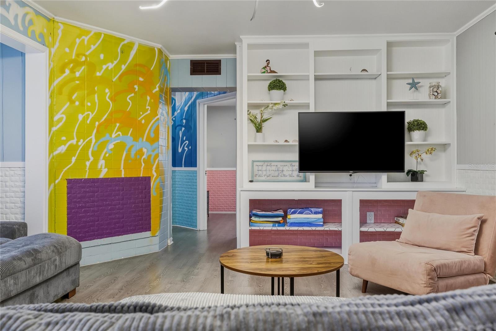 Image 16 of 43 For 6550 Sabal Drive