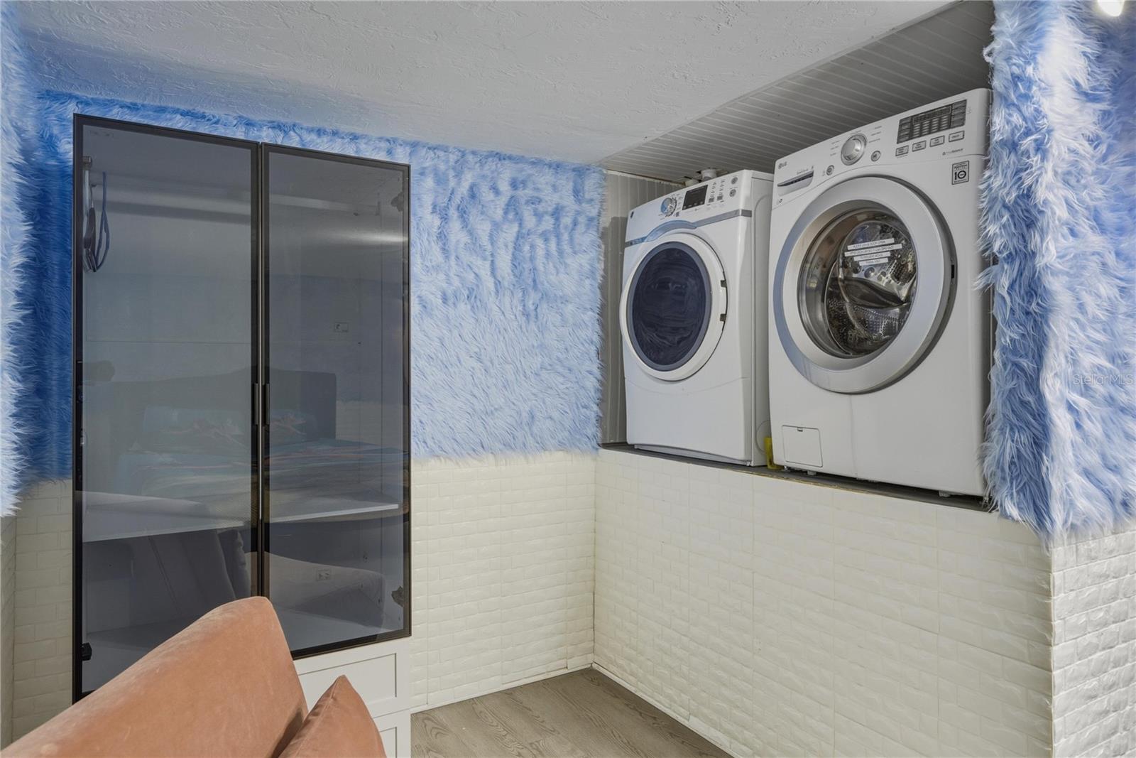 Image 17 of 43 For 6550 Sabal Drive