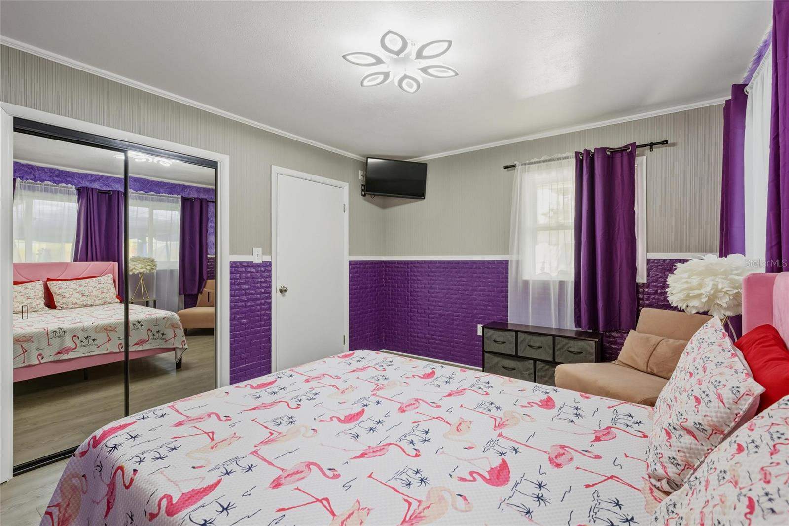 Image 33 of 43 For 6550 Sabal Drive